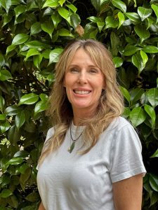 Kd – Surgical Assistant at Blue Lake Oral Surgery